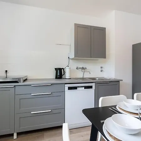 Komfortable Mit Terrasse Für 5 Personen! Baesweiler